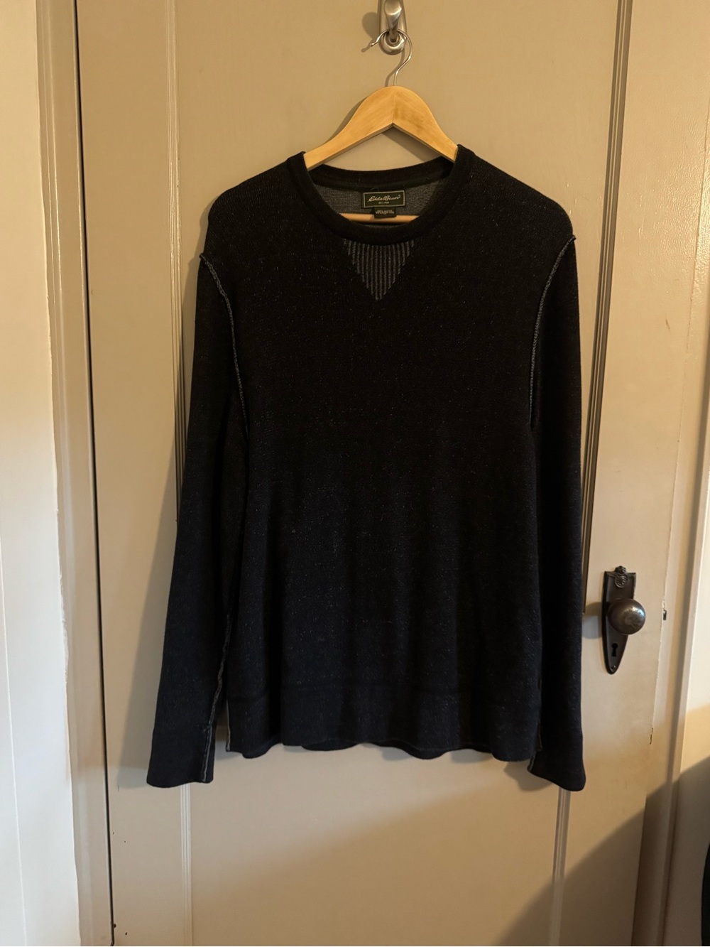 Eddie Bauer Men’s Black Crewneck Sweater